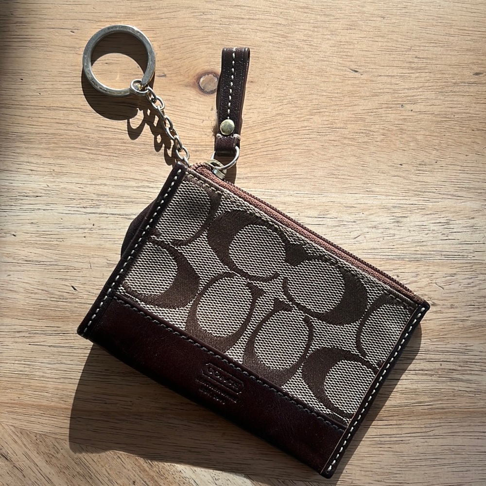 Coach Key Chain Wallet - Picture 1 of 5